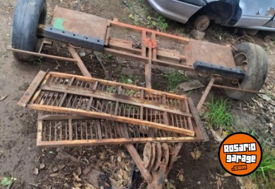 Camiones y Grúas - Doly grua para autos - En Venta