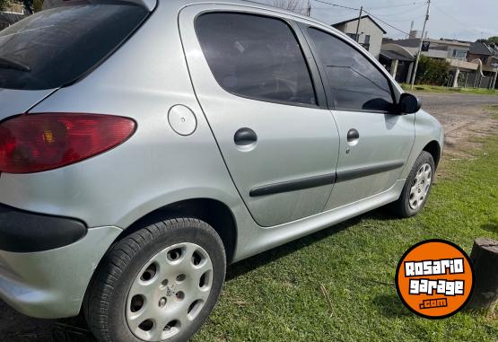 Autos - Peugeot 206 2013 Nafta 99000Km - En Venta