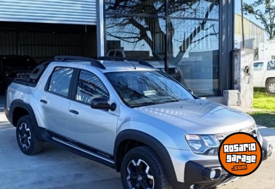 Utilitarios - Renault Oroch outsider 4x4 1.3tce 2023 Nafta 68000Km - En Venta