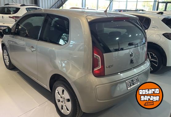 Autos - Volkswagen Up 1.0 take 2014 Nafta 93000Km - En Venta