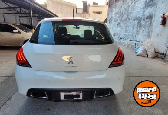 Autos - Peugeot 308 Active 2015 Nafta 105000Km - En Venta