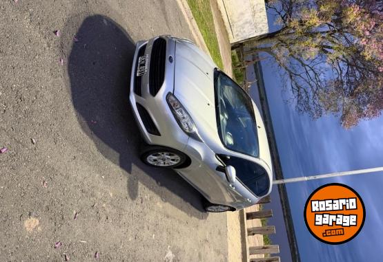 Autos - Ford fiesta s plus 2014 Nafta 110000Km - En Venta