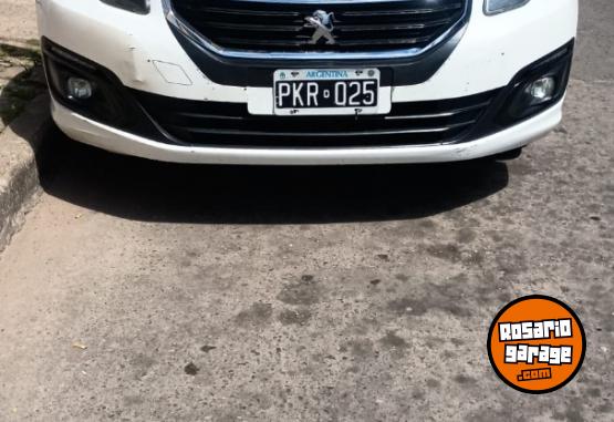 Autos - Peugeot 308 active 1.6 2015 Nafta 163000Km - En Venta