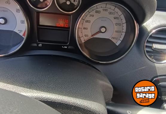 Autos - Peugeot 308 active 1.6 2015 Nafta 163000Km - En Venta