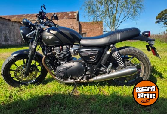 Motos - Triumph Srteet Twin 900 2022 Nafta 37000Km - En Venta