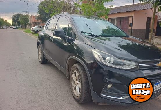 Autos - Chevrolet Tracker LTZ premier 2018 GNC 121000Km - En Venta