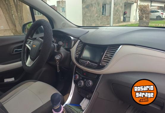 Autos - Chevrolet Tracker LTZ premier 2018 GNC 121000Km - En Venta
