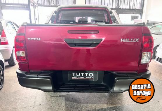 Camionetas - Toyota Hilux dx 2019 Diesel 167000Km - En Venta