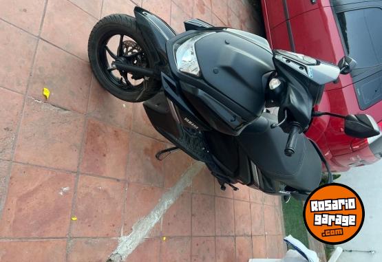 Motos - Yamaha Ray 125 2024 Nafta 6500Km - En Venta