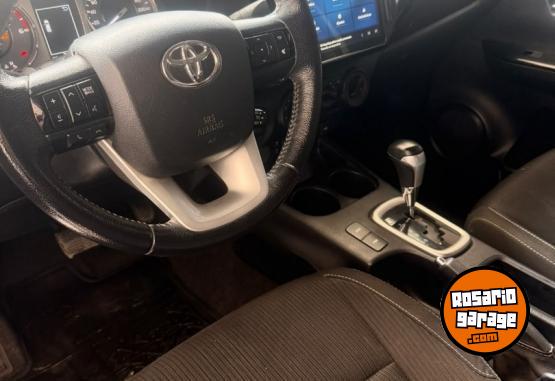 Camionetas - Toyota HILUX SR 4X4 2024 Diesel 72000Km - En Venta