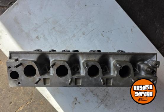 Accesorios para Autos - TAPA DE CILINDRO RENAULT FUEGO GTA MAX- R21 INY. - En Venta