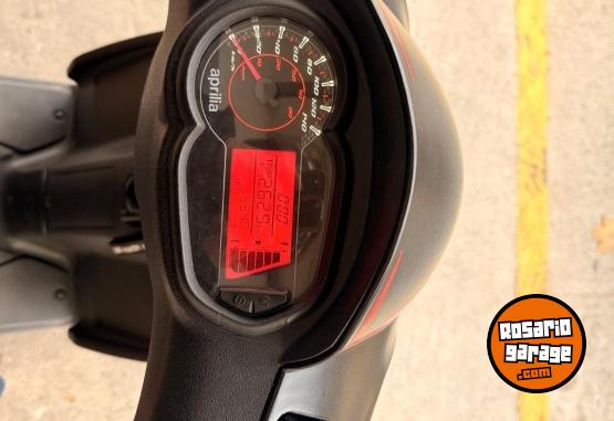 Motos - Aprilia Sr 160 2025 Nafta 6400Km - En Venta