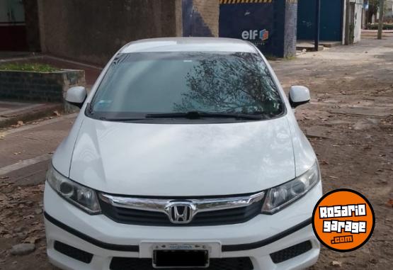Autos - Honda Civic 2012 Nafta 204000Km - En Venta