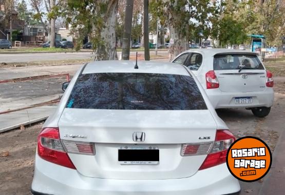 Autos - Honda Civic 2012 Nafta 204000Km - En Venta
