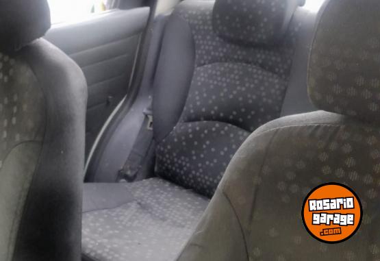 Autos - Fiat Siena Atractive 2011 Nafta 170000Km - En Venta