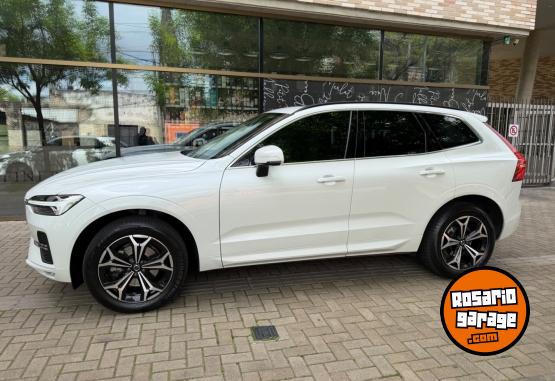 Camionetas - Volvo Xc60 2023 Electrico / Hibrido 83000Km - En Venta