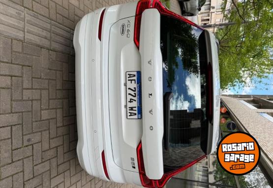 Camionetas - Volvo Xc60 2023 Electrico / Hibrido 83000Km - En Venta
