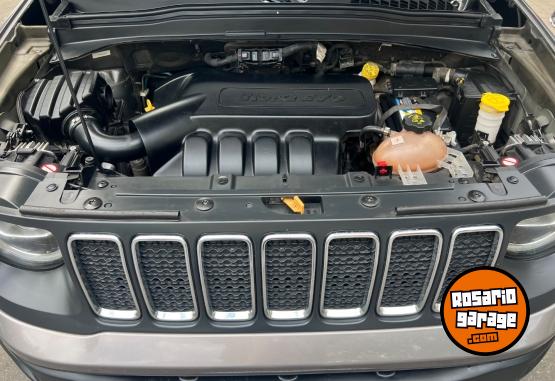 Camionetas - Jeep Renegade 2021 Nafta 140000Km - En Venta