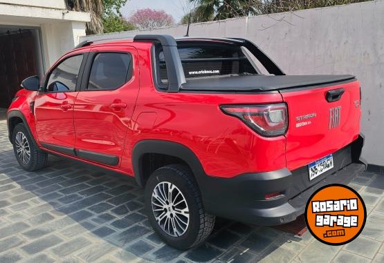 Camionetas - Fiat Strada rach 2025 Nafta 16000Km - En Venta