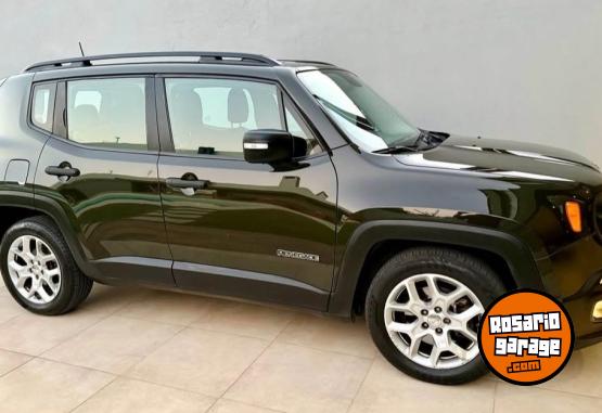 Autos - Chrysler Renegade sport 2017 Nafta 136000Km - En Venta