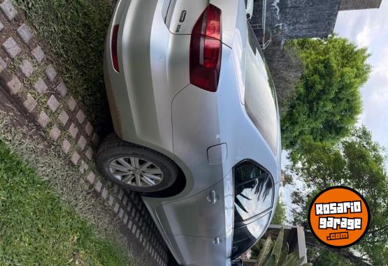 Autos - Volkswagen Vento 2016 Diesel 120000Km - En Venta