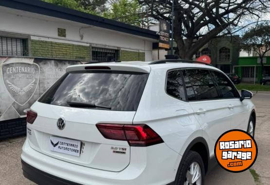Camionetas - Volkswagen Tiguan Comfortline 2.0 TD 2018 Diesel 120000Km - En Venta