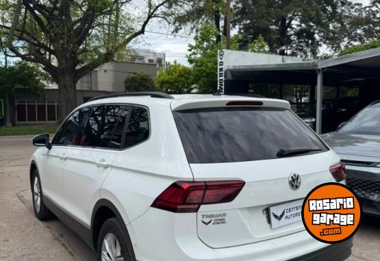 Camionetas - Volkswagen Tiguan Comfortline 2.0 TD 2018 Diesel 120000Km - En Venta