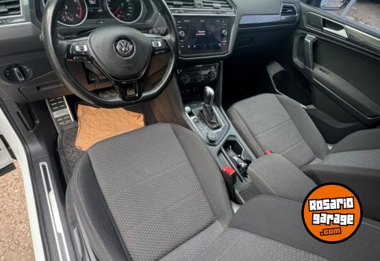Camionetas - Volkswagen Tiguan Comfortline 2.0 TD 2018 Diesel 120000Km - En Venta