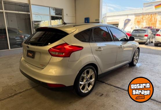 Autos - Ford FOCUS 2.0 SE PLUS 2016 Nafta 146000Km - En Venta
