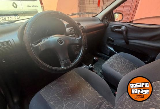 Autos - Chevrolet Corsa 2004 Diesel 180000Km - En Venta