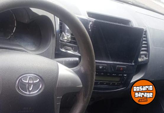Camionetas - Toyota Hilux 2014 Diesel 320000Km - En Venta