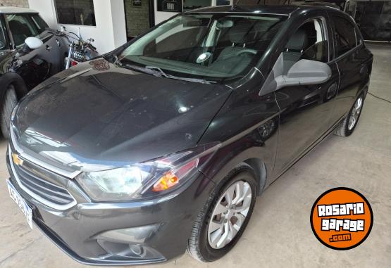 Autos - Chevrolet Onix LT 2018 GNC 130000Km - En Venta