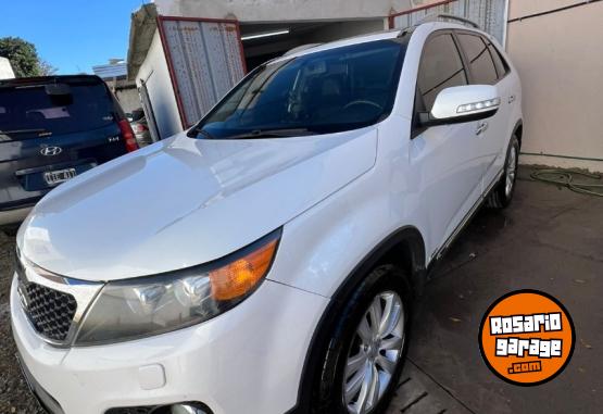 Camionetas - Kia Sorento 2.4 4x4 Premiun 2011 Nafta 237000Km - En Venta