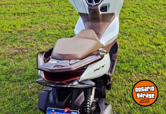 Motos - Honda PCX 2020 Nafta 18000Km - En Venta