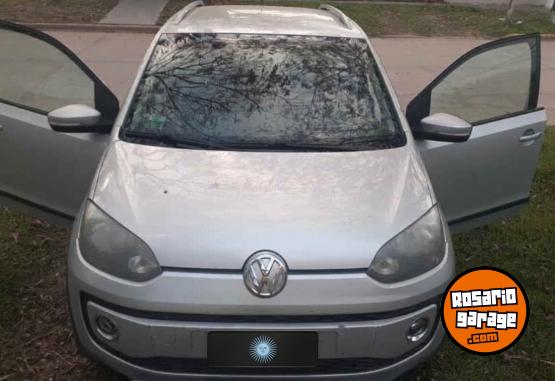 Autos - Volkswagen Cross Up 2017 Nafta 300000Km - En Venta