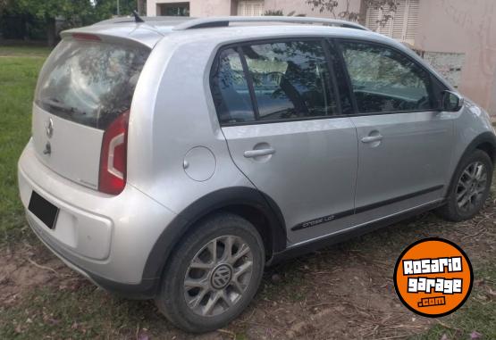 Autos - Volkswagen Cross Up 2017 Nafta 300000Km - En Venta