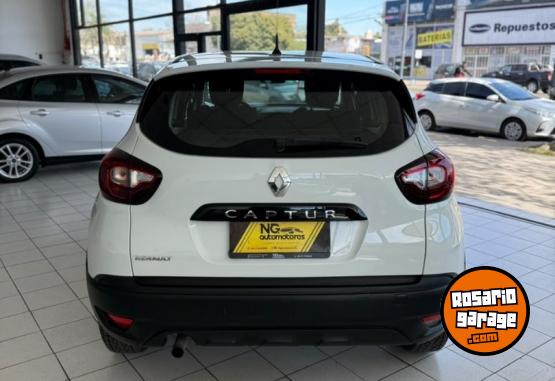 Autos - Renault Captur Life 2018 Nafta 97000Km - En Venta