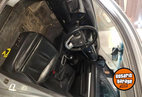 Camionetas - Toyota Hilux 2016 Diesel 242000Km - En Venta