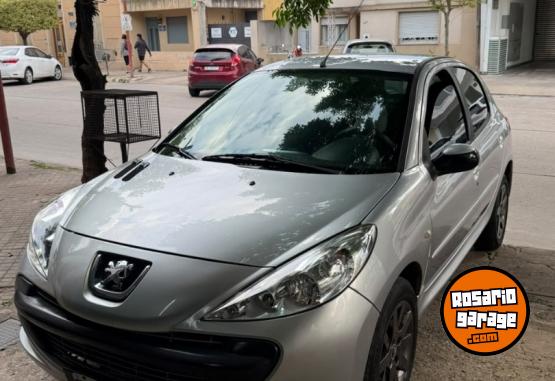 Autos - Peugeot 207 XS Compact 2010 Nafta 145000Km - En Venta