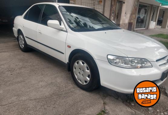 Cl�sicos - Honda Accord Ex impecable titular - En Venta