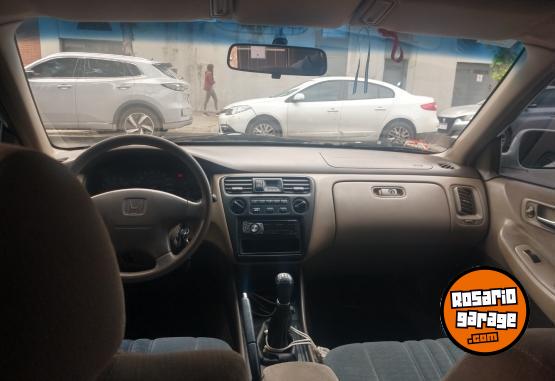Cl�sicos - Honda Accord Ex impecable titular - En Venta