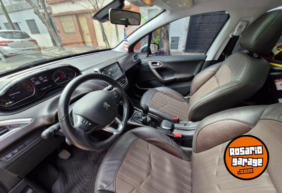 Autos - Peugeot 2008 Feline 2016 Nafta 124000Km - En Venta