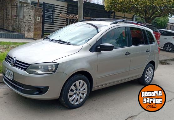 Autos - Volkswagen Suran 2013 GNC 180000Km - En Venta