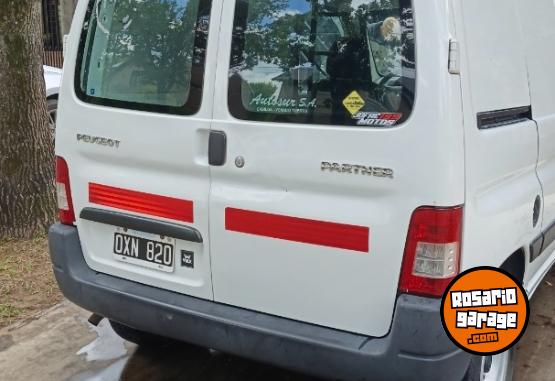 Utilitarios - Peugeot Patner 2015 Nafta 235063Km - En Venta