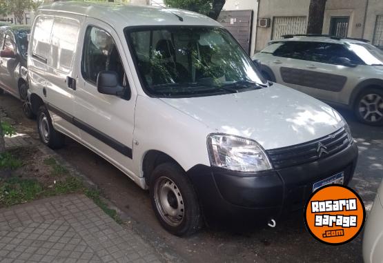 Utilitarios - Citroen Berlingo Business 2025 Diesel 10000Km - En Venta