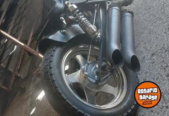 Motos - Motomel Dresser 2020 Nafta 6500Km - En Venta