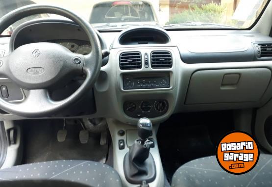 Autos - Renault Clio Expression 2005 Nafta 151000Km - En Venta