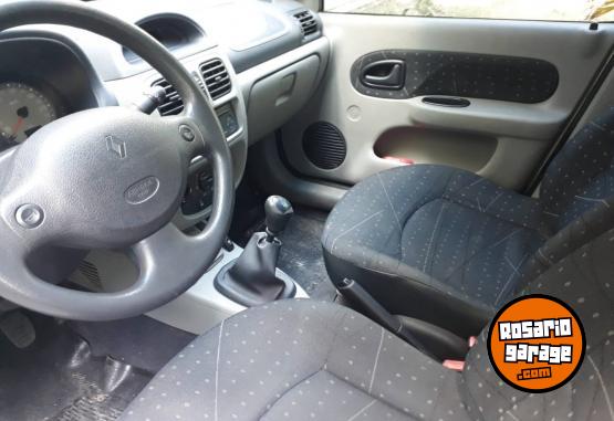 Autos - Renault Clio Expression 2005 Nafta 151000Km - En Venta