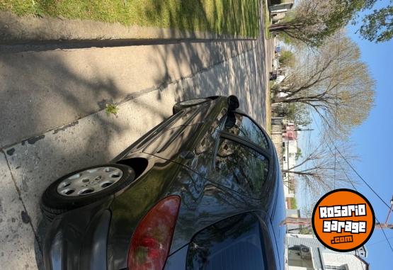 Autos - Peugeot 206 generation plus 2012 Nafta 139000Km - En Venta