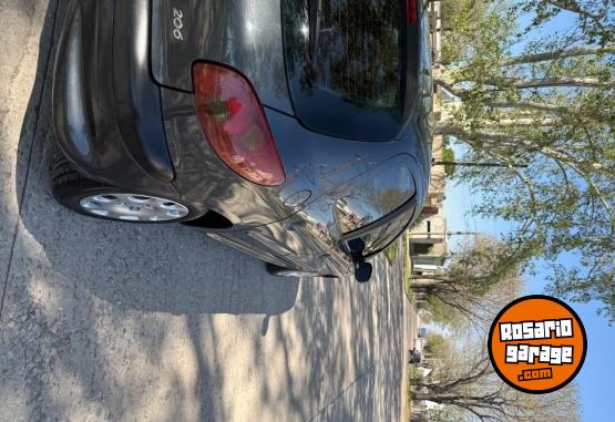 Autos - Peugeot 206 generation plus 2012 Nafta 139000Km - En Venta